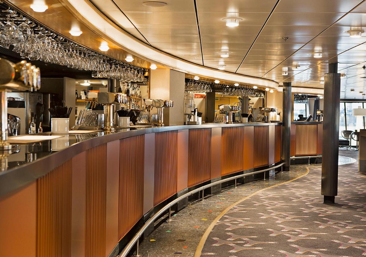 Отель Viking Line Ferry Viking Cinderella - 2-Night Cruise Stockholm-Helsinki-Стокгольм Экстерьер фото